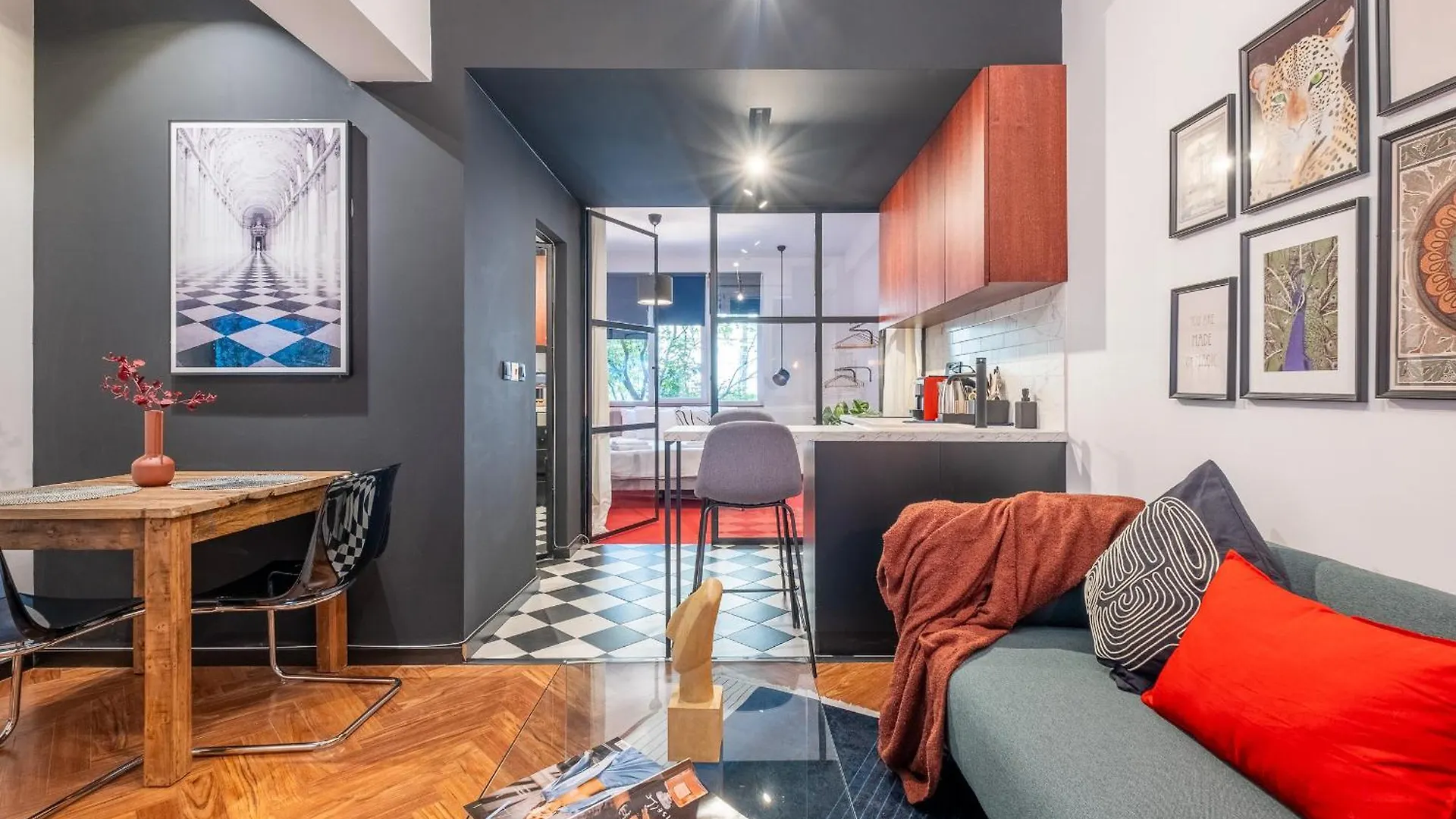 Central Art-Inspired Flat With Private Garage Sofia